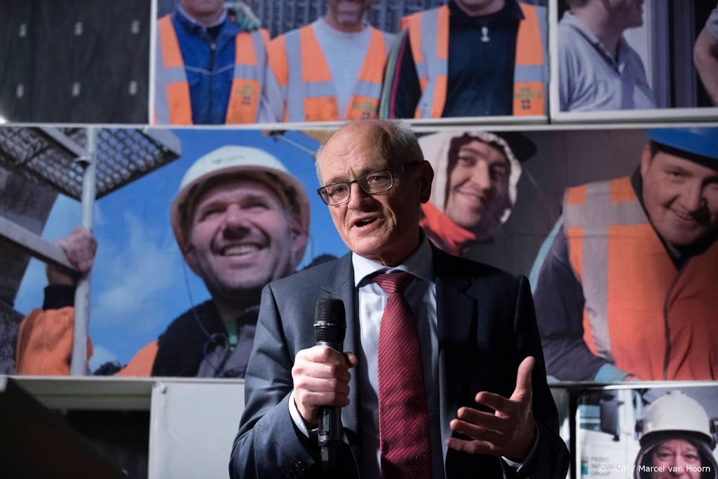 Miljonair Sanderink treedt terug bij Oranjewoud en Centric 