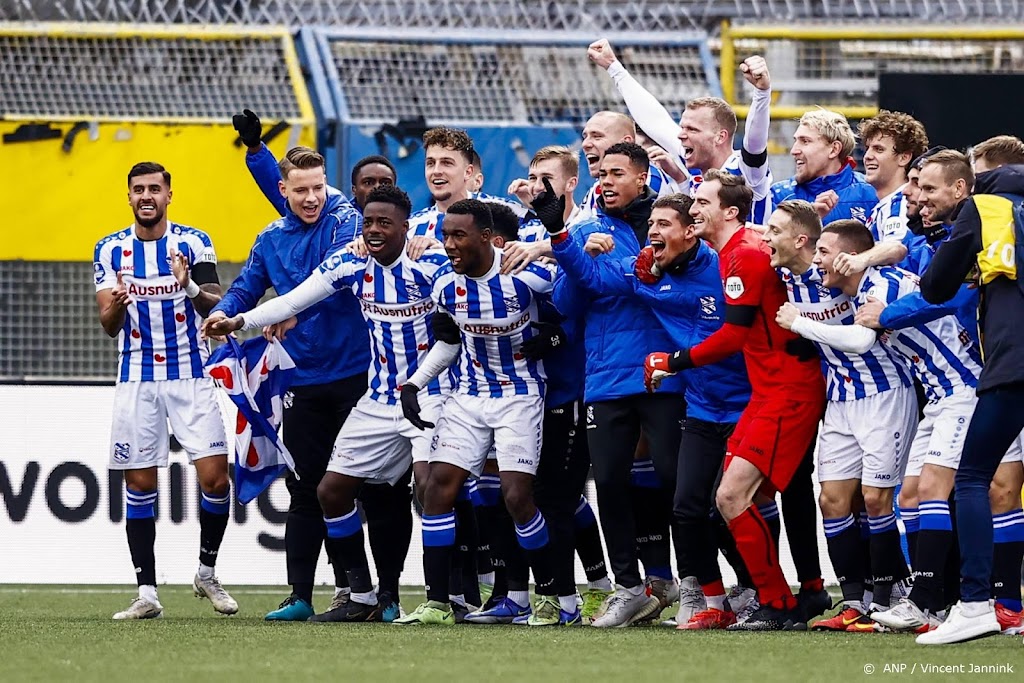 Heerenveen schrapt trainingskamp in Apeldoorn vanwege corona