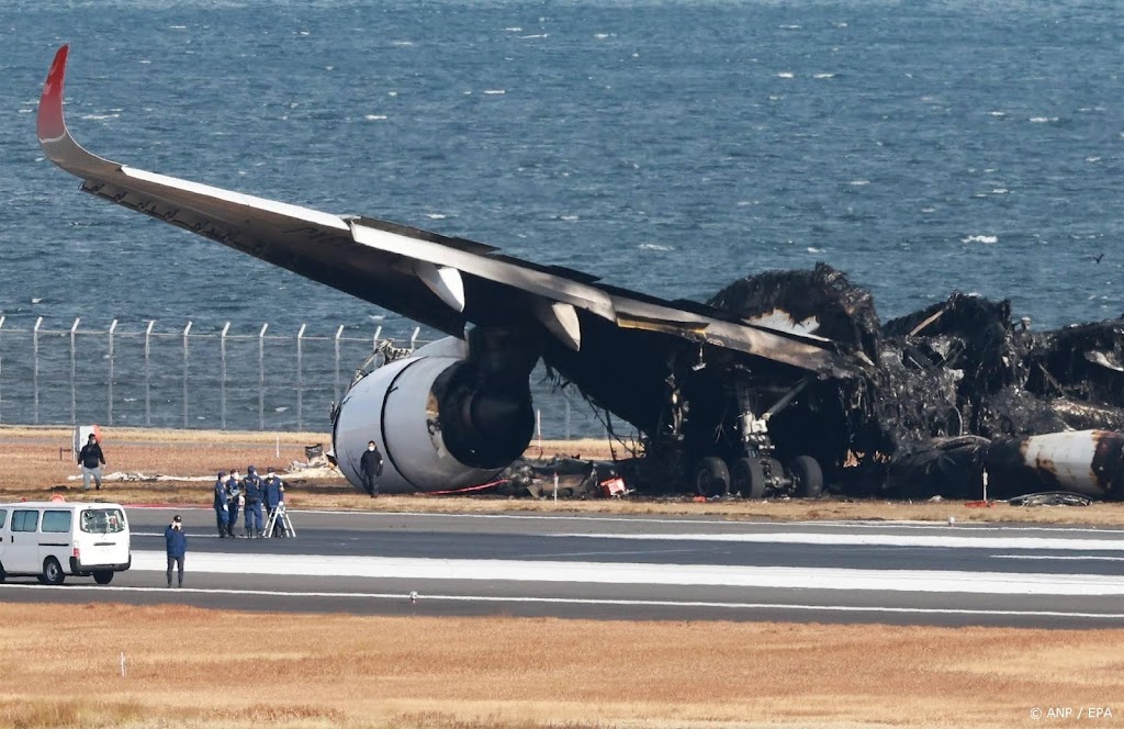 Japan Airlines: 100 miljoen euro schade door vliegtuigbotsing