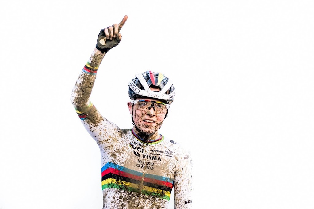 Veldrijdster Van Empel ook de beste in Duinencross in Koksijde 