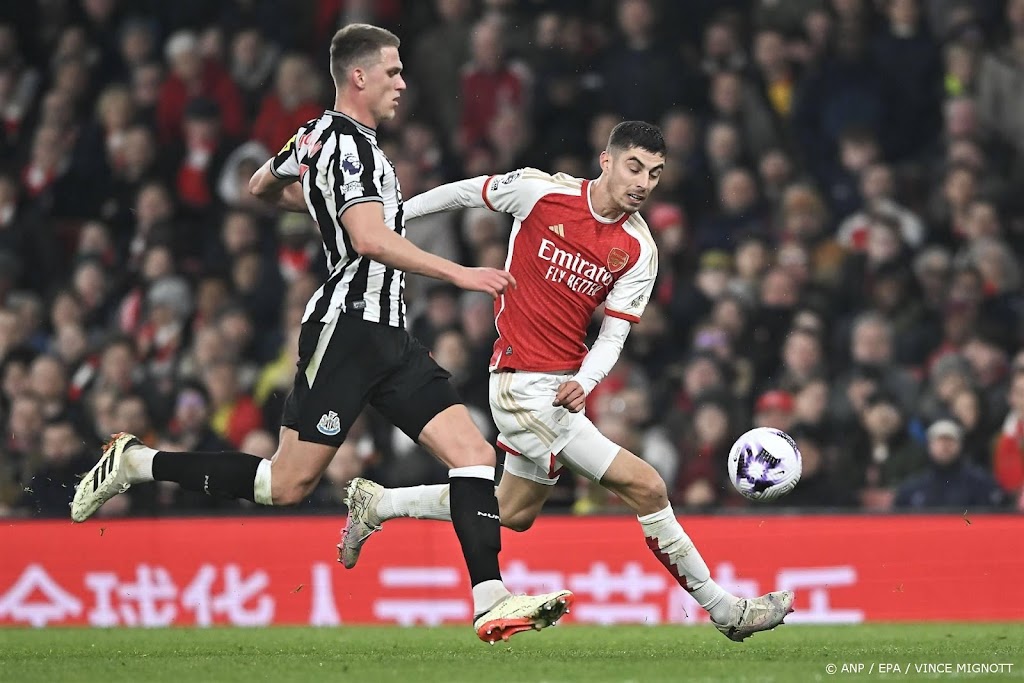 Rentree Botman bij Newcastle United na tien maanden