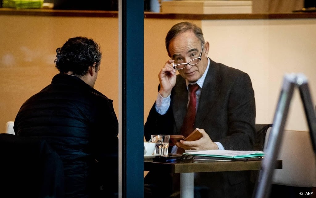 Kamer wil onderzoek naar poging tot beïnvloeding in zaak-Poch