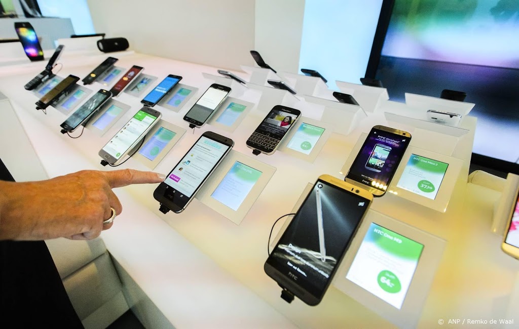 Telecomaanbieders mogen samen mobiele netwerken uitrollen