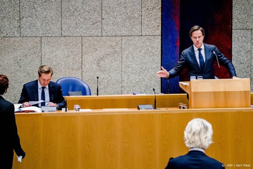 Rutte: geen structurele salarisverhoging voor zorgmedewerkers