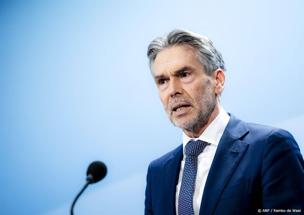 Moskeeën willen excuses van Almere en Schoof om schending rechten