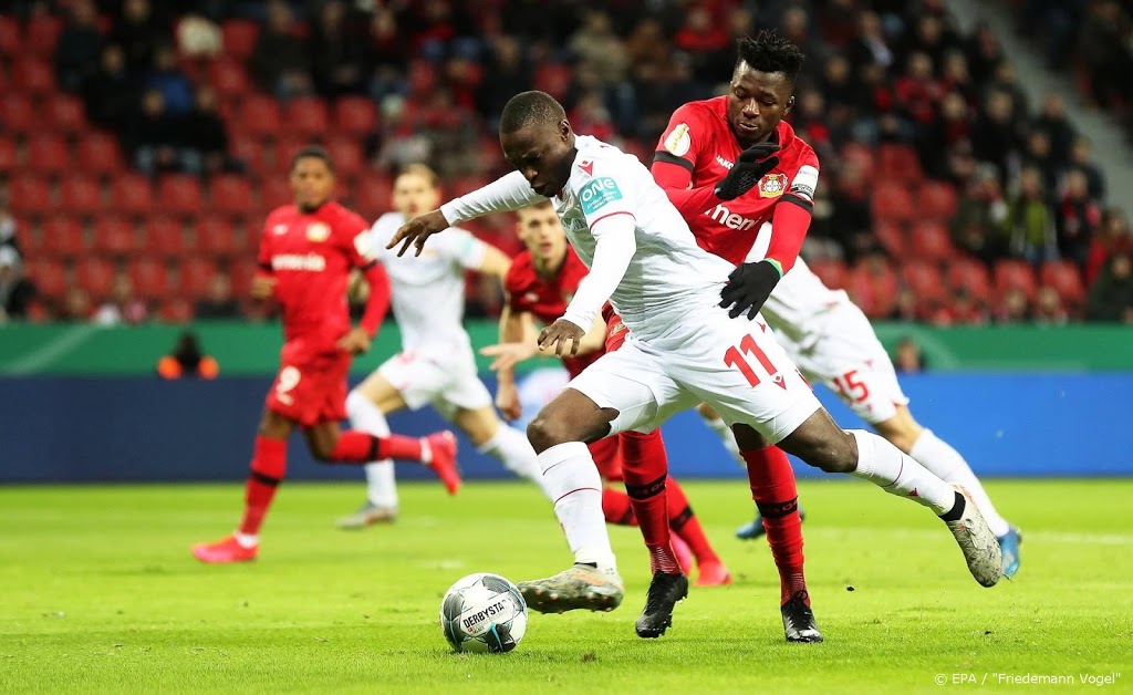 Leverkusen naar halve finale Duitse voetbalbeker