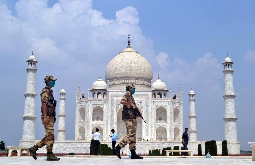 Toeristen uit Taj Mahal geëvacueerd wegens bommelding