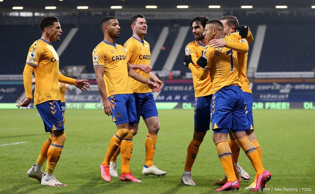 Everton en Tottenham Hotspur winnen moeizaam 