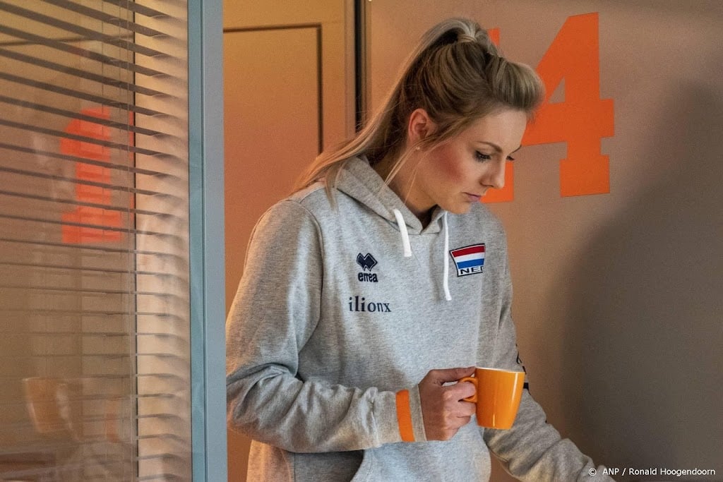 Volleybalster Dijkema weg uit Rusland en terug in Nederland
