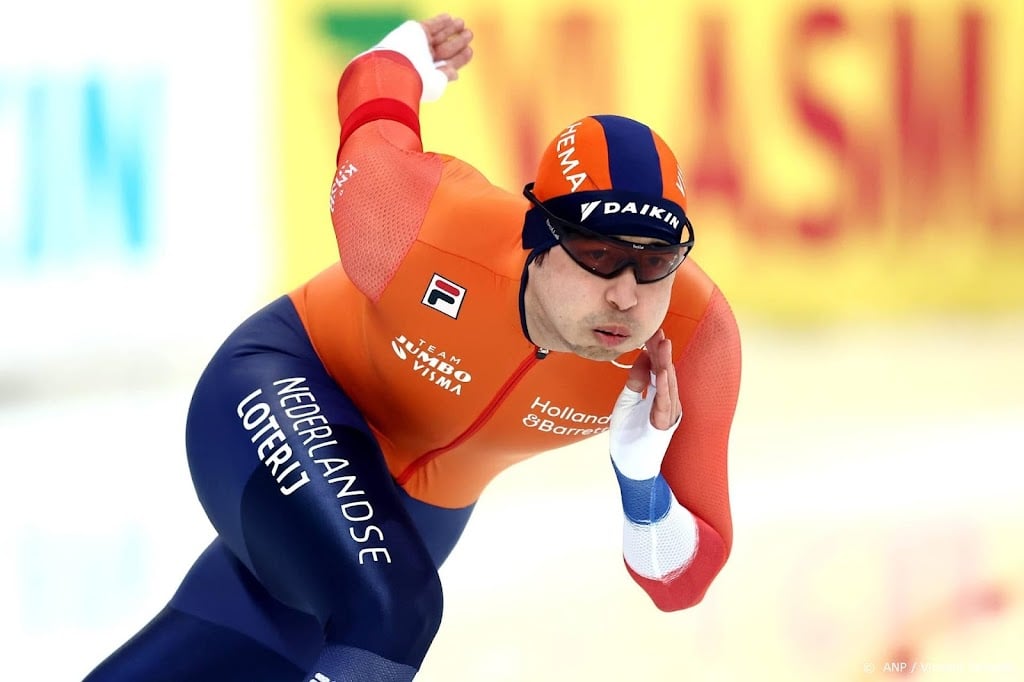 Schaatser Verbij neemt kleine voorsprong op Krol op WK sprint