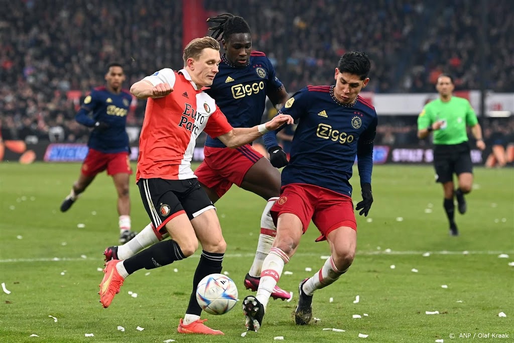 Feyenoord - Ajax en Spakenburg - PSV in halve finales beker