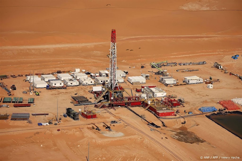 Olieprijzen omlaag na aankondiging productieverhoging OPEC+
