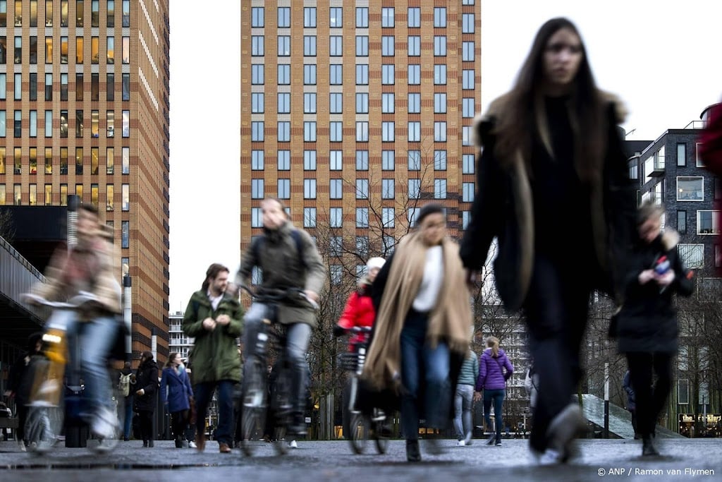 SER: aandeel vrouwen in bestuur grote bedrijven groeit verder