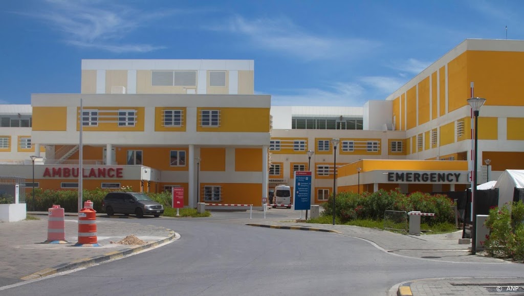 20 Nederlandse artsen en verpleegkundigen vertrekken naar Curaçao