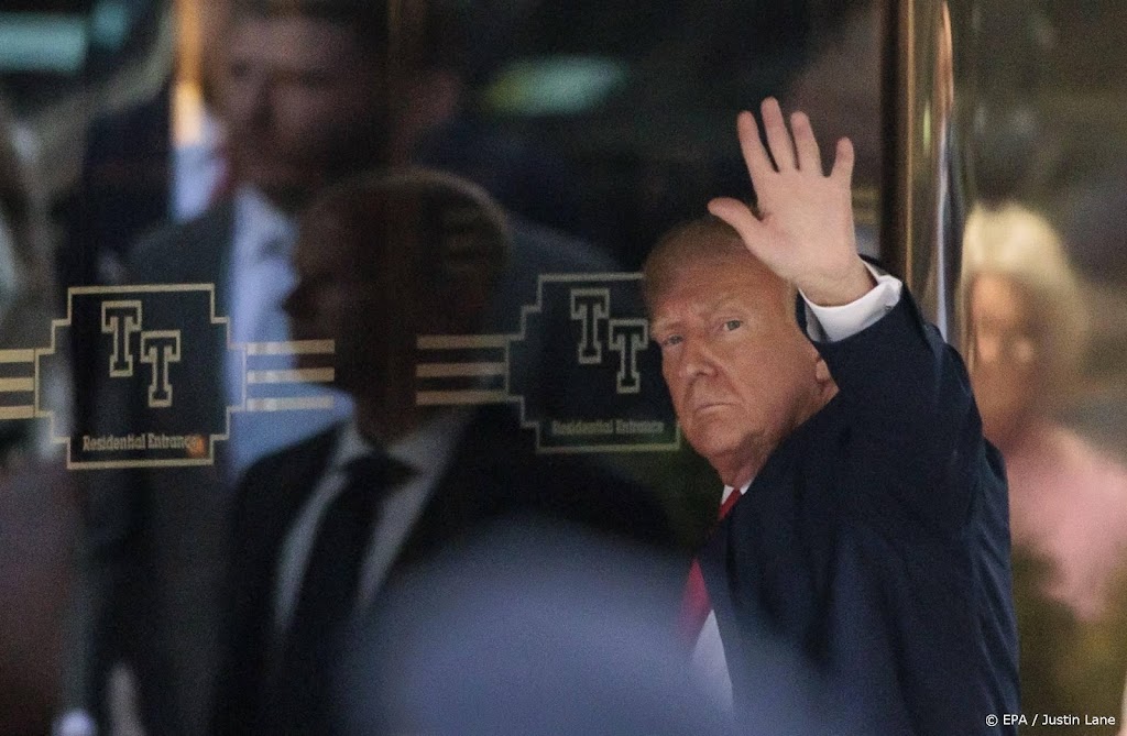 Media massaal bij Trump in New York, nauwelijks demonstranten