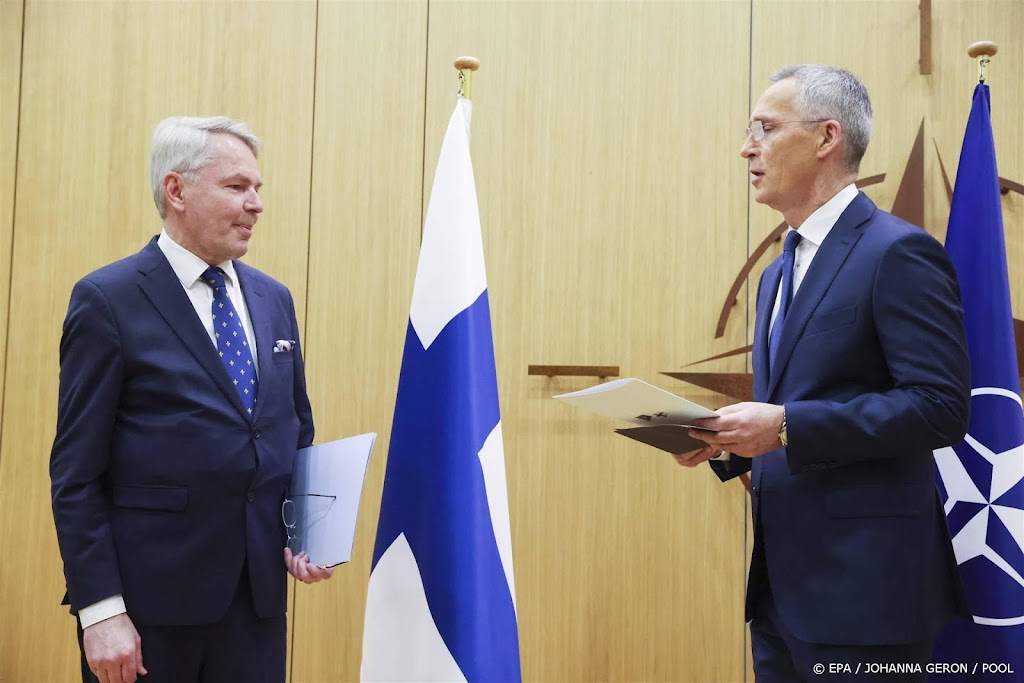 Finland officieel toegetreden tot de NAVO