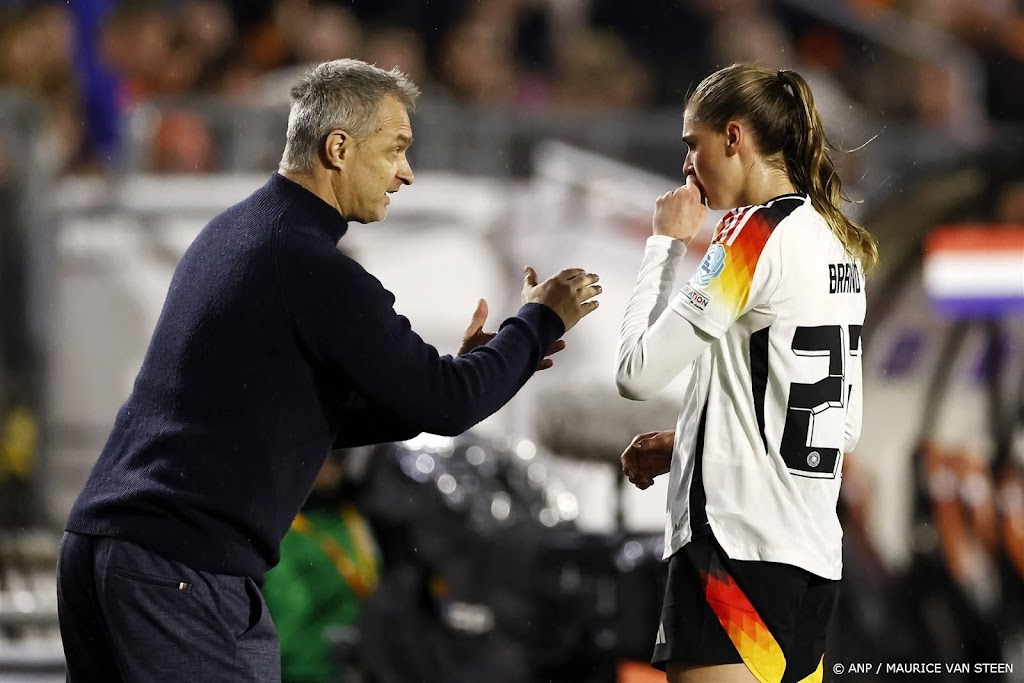 Duitse voetbalsters winnen ruim van Schotland in Nations League