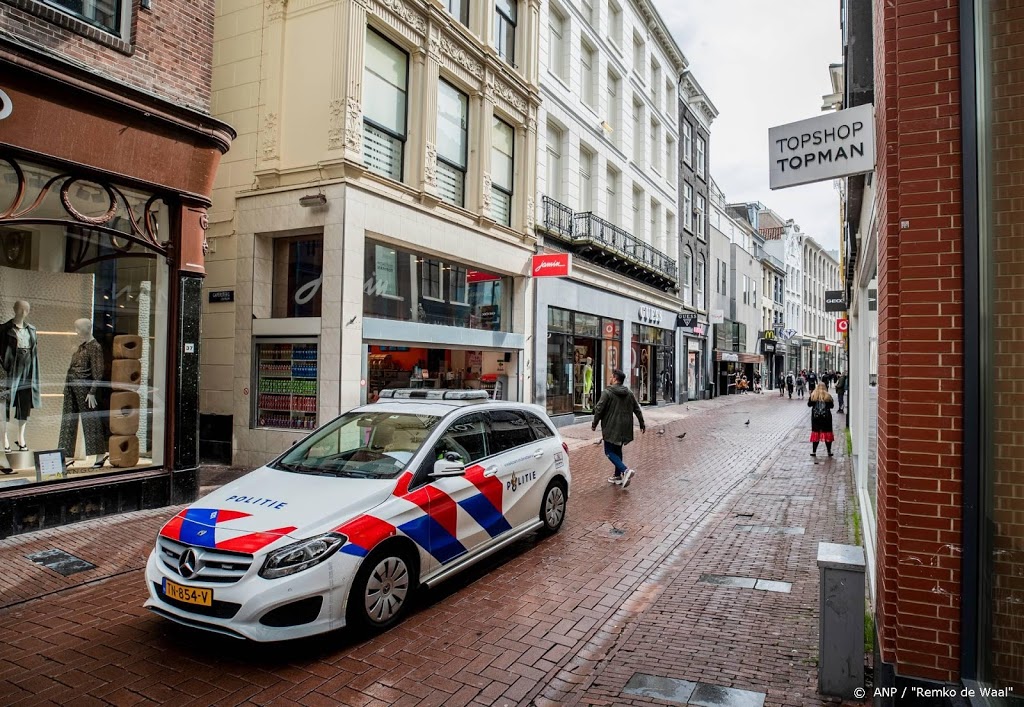 Een aanhouding rond 'waardige herdenking' op de Dam
