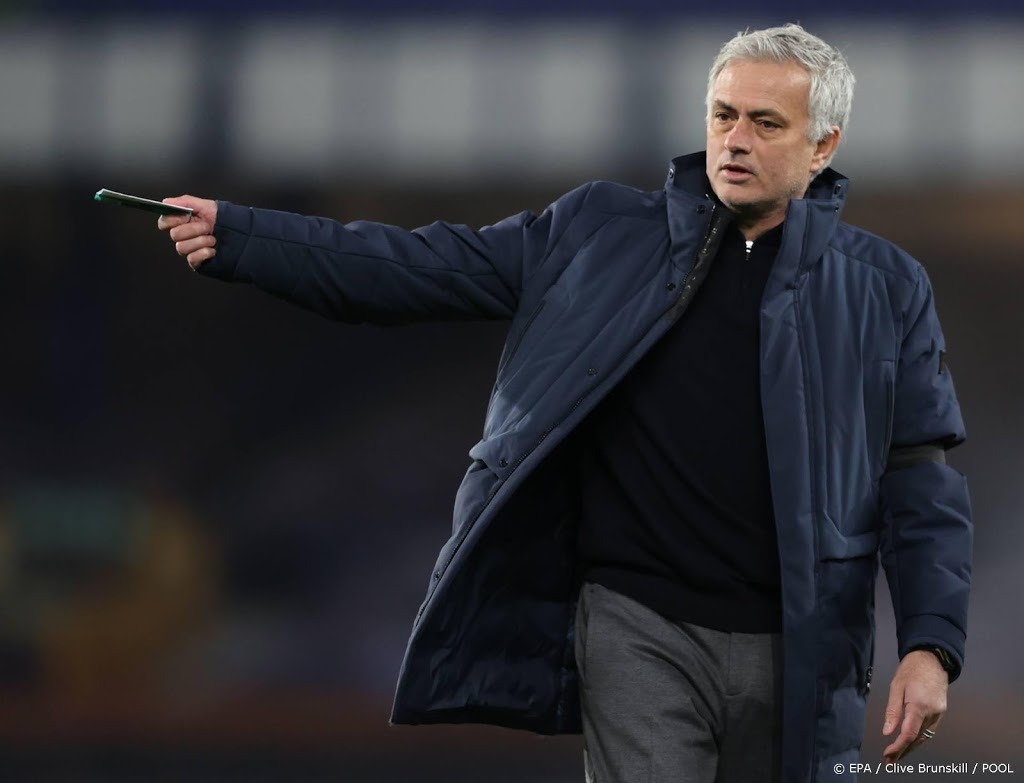 AS Roma strikt Mourinho als nieuwe hoofdtrainer