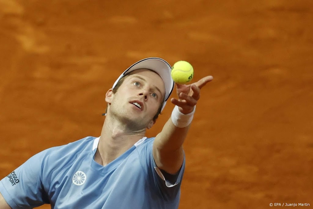 Tennisser Van de Zandschulp verliest in Madrid van Belg Goffin