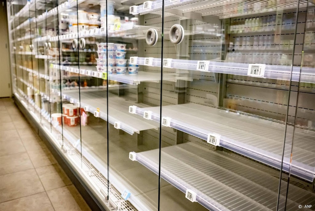 Albert Heijn en bonden weer om de tafel, stakingen opgeschort