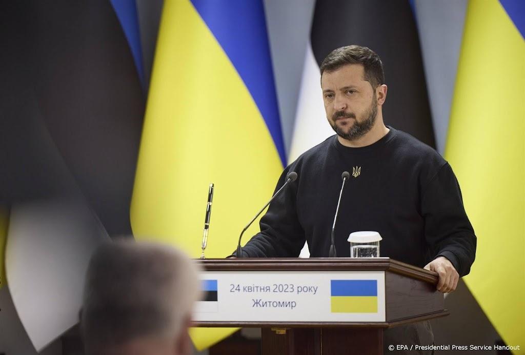 Zelensky spreekt met leden van de Eerste en Tweede Kamer