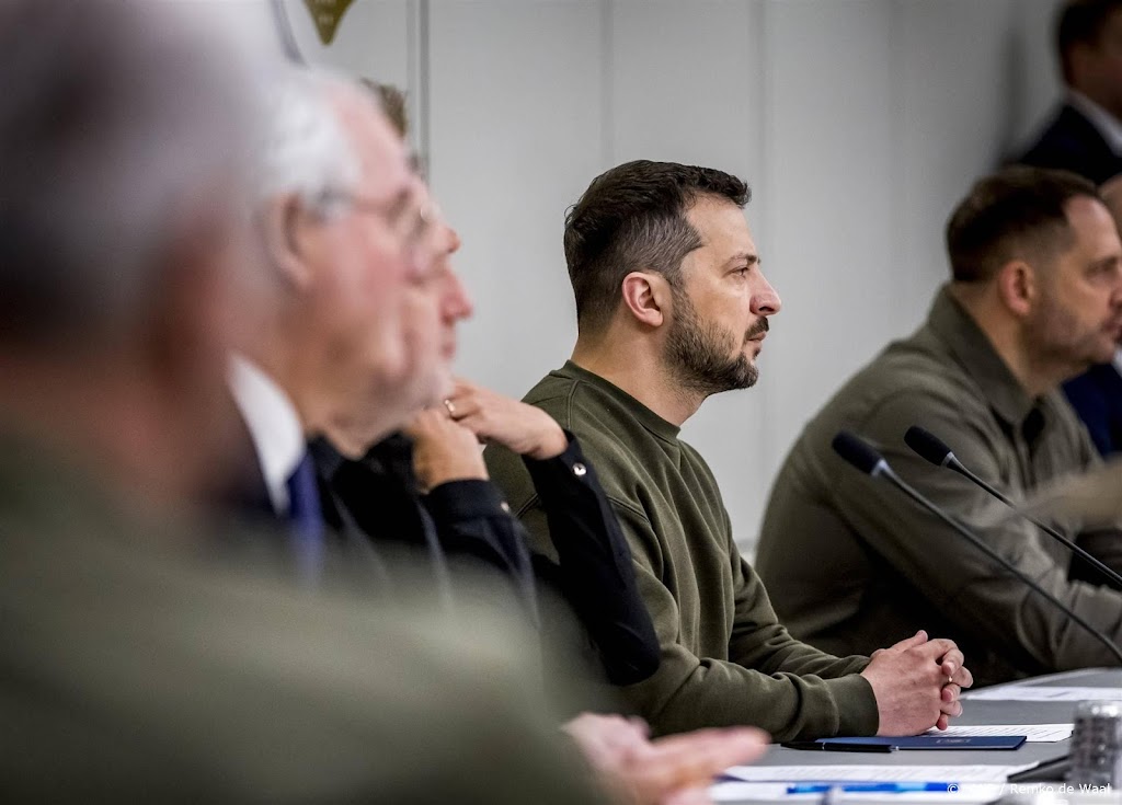 Oekraïense president vraagt steun voor lidmaatschap NAVO