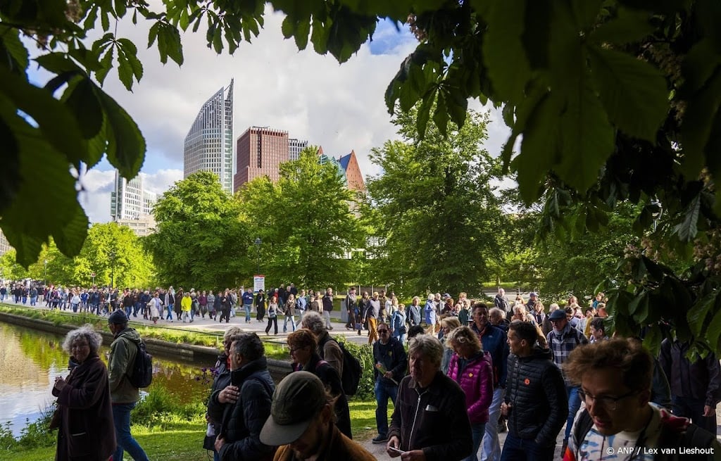 Organisatie alternatieve dodenherdenking dankbaar voor opkomst
