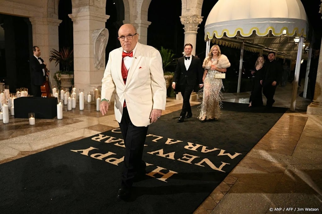 Rudy Giuliani opgenomen in ziekenhuis in kritieke toestand