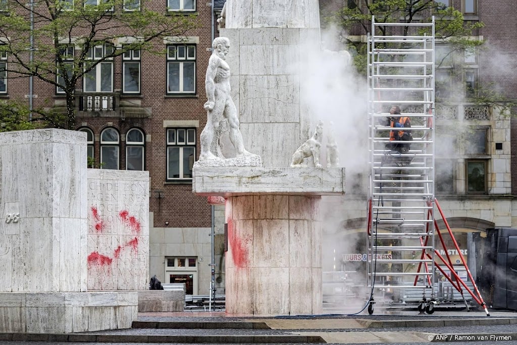 Halsema noemt bekladding monument "ongelooflijk laffe daad"