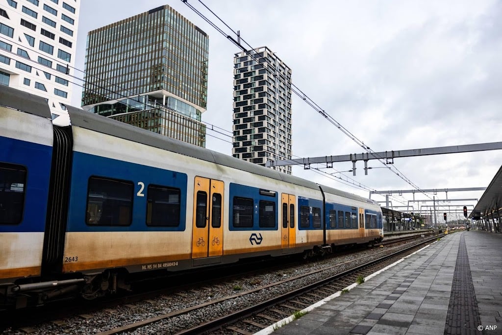 Seinstoring verholpen, treinverkeer langzaam weer op gang