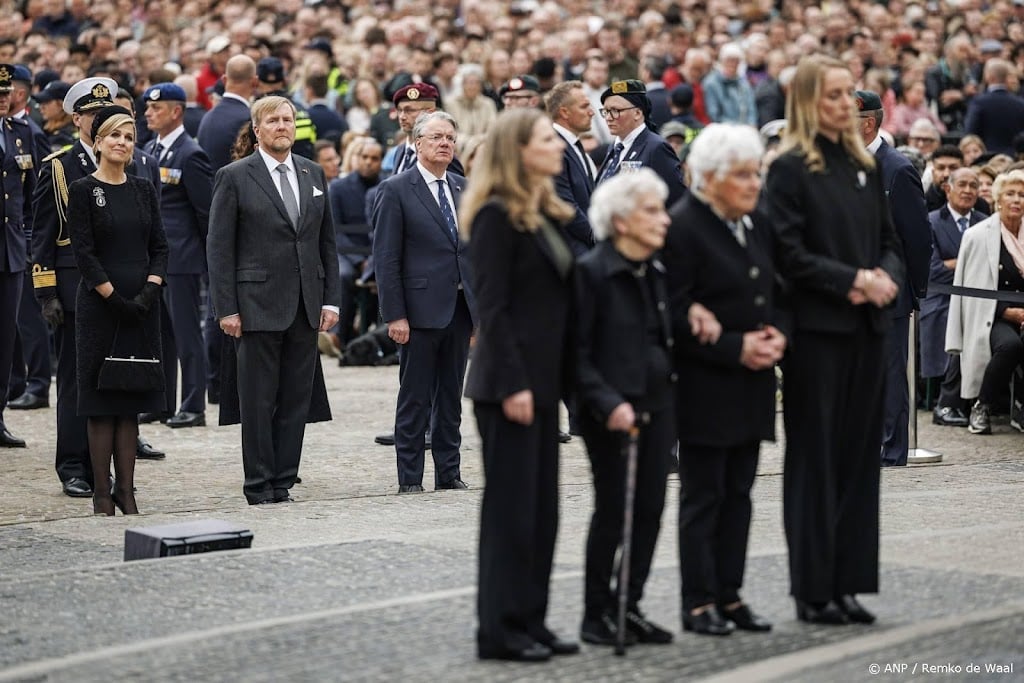 Nederland staat twee minuten stil voor de oorlogsslachtoffers