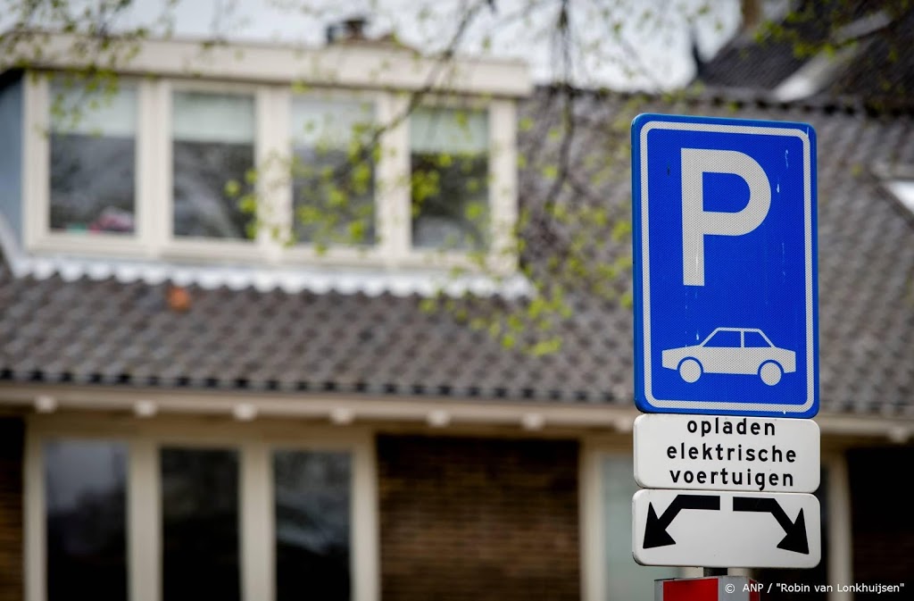 Particulier die nu elektrische auto koopt, kan subsidie aanvragen