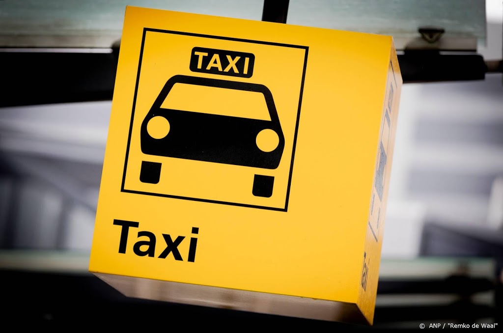 'Meeste taxichauffeurs denken te moeten stoppen'