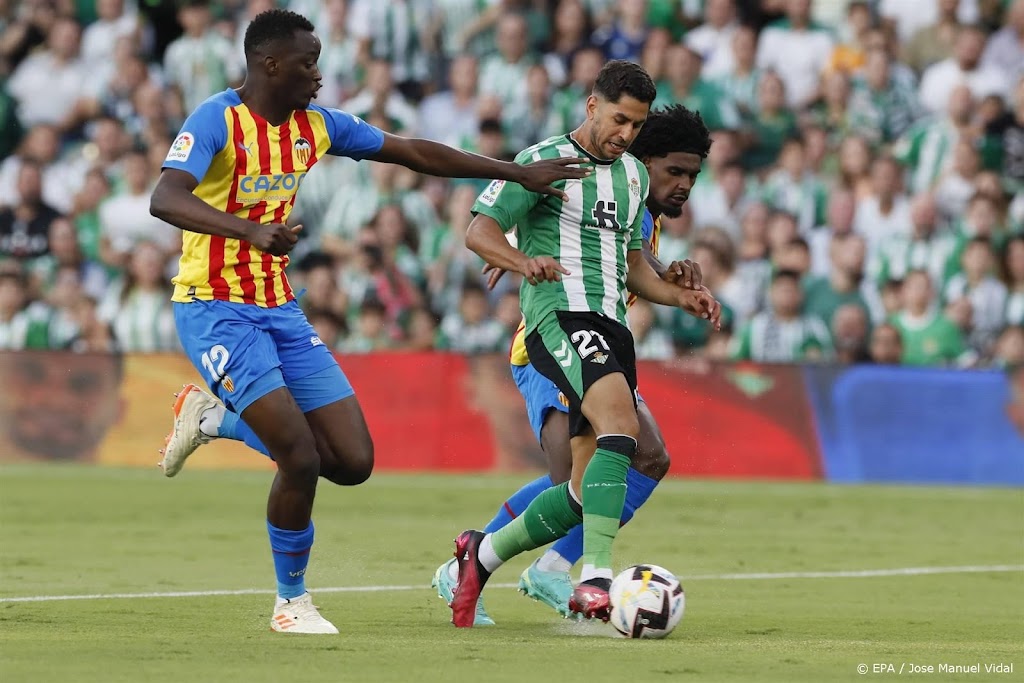 Valencia blijft in La Liga, Real Valladolid is gedegradeerd