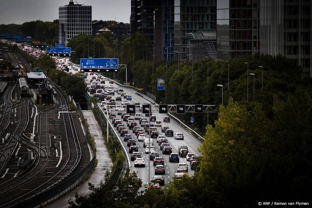 Vrijdag mogelijk drukke avondspits wegens Pinksteren en regen