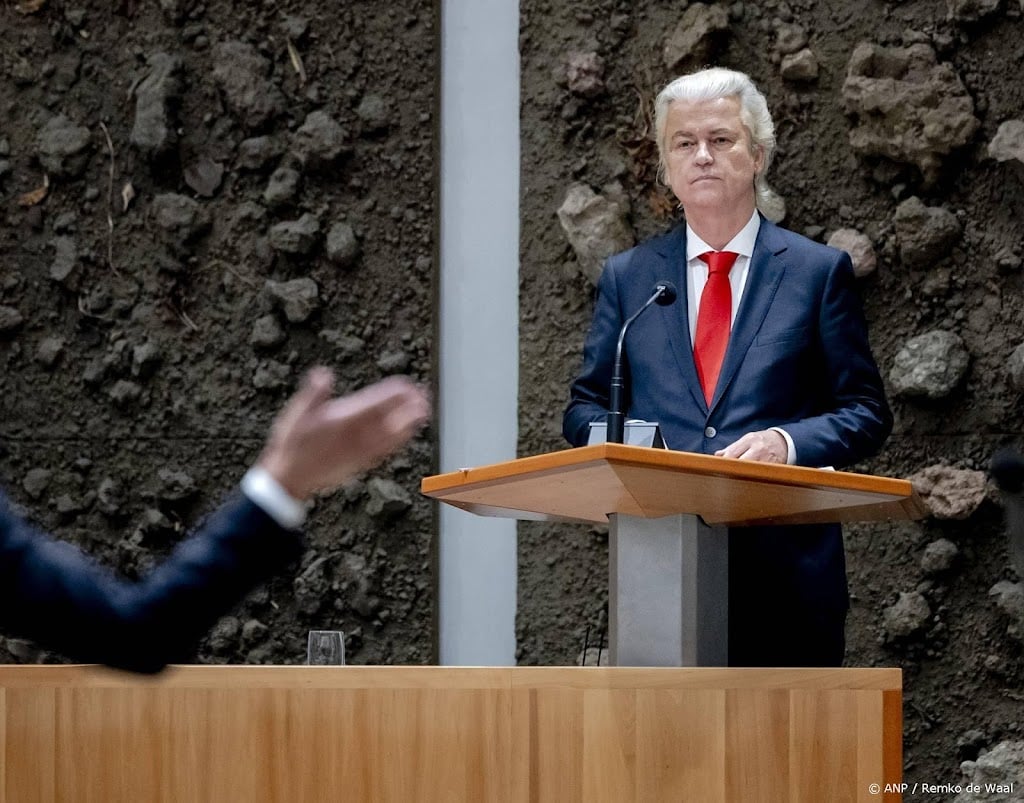Timmermans roept VVD op niet nog eens met PVV te regeren