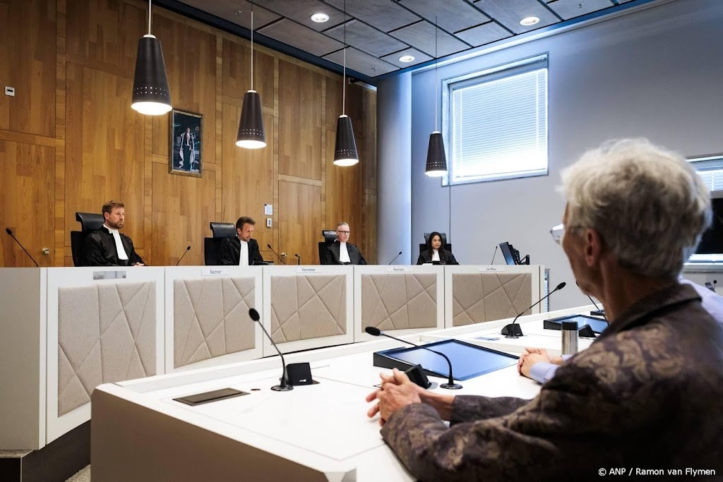 Milieubeweging: geen geitenpaadjes meer, Schiphol moet krimpen