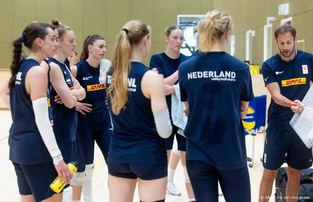 Volleybalsters beginnen Nations League met nederlaag tegen Japan