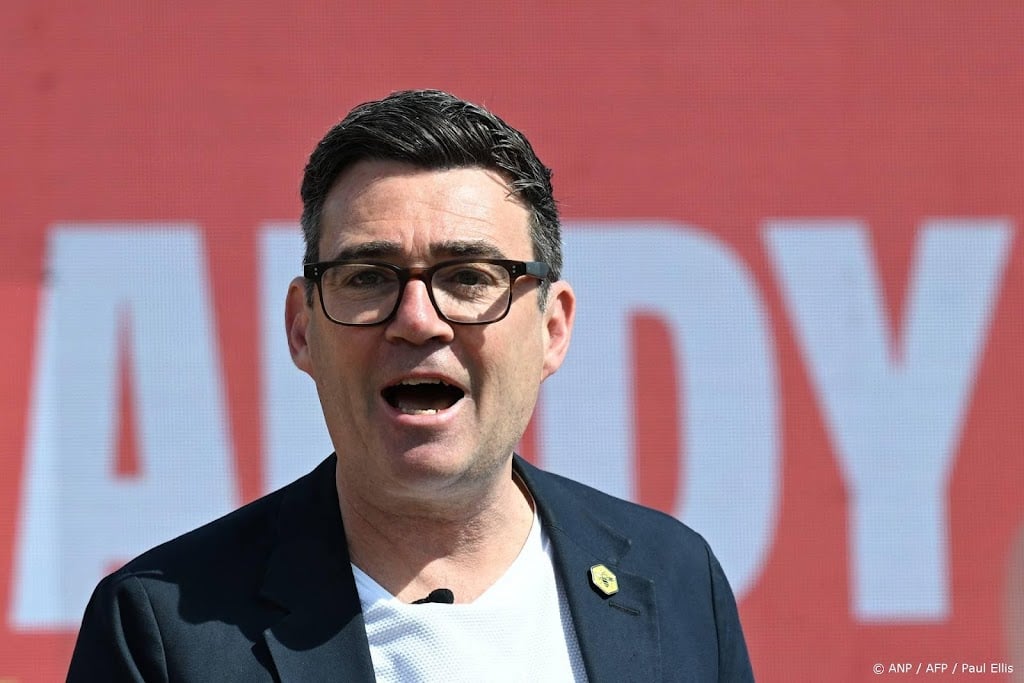 Britse burgemeester Burnham wil het opnemen tegen Starmer