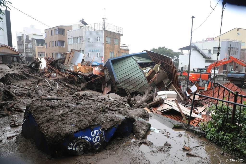 Regen bemoeilijkt reddingswerk na modderstroom in Japan