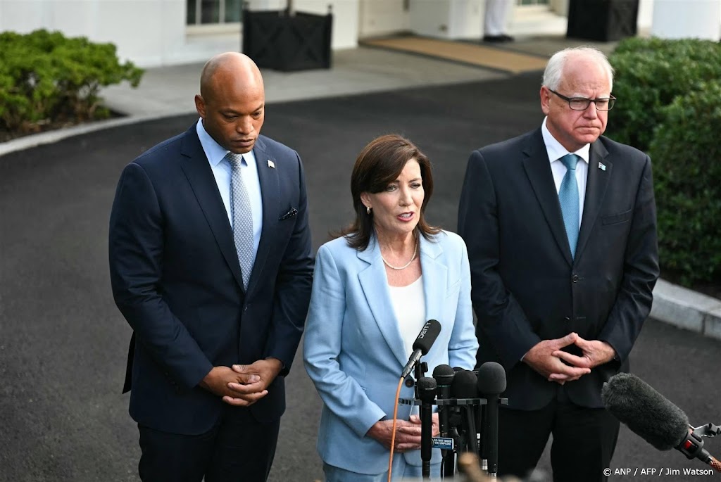 Democratische gouverneurs spreken vertrouwen in Biden uit