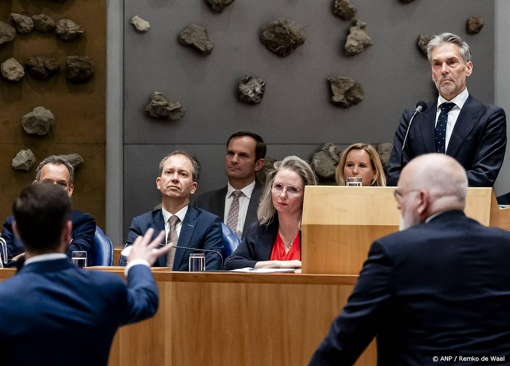 Oppositie valt Schoof hard aan op benoeming Faber en Klever