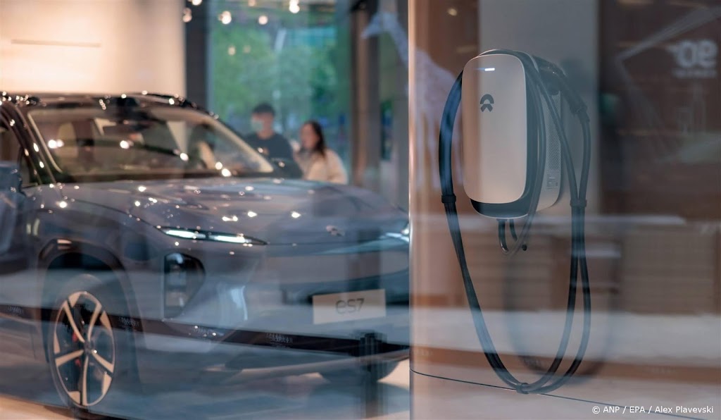 EU zet hoge importheffingen op Chinese stekkerauto's door