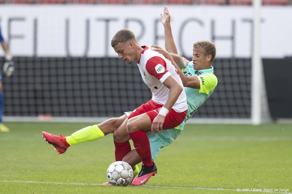 PEC Zwolle neemt Van den Berg over van FC Utrecht