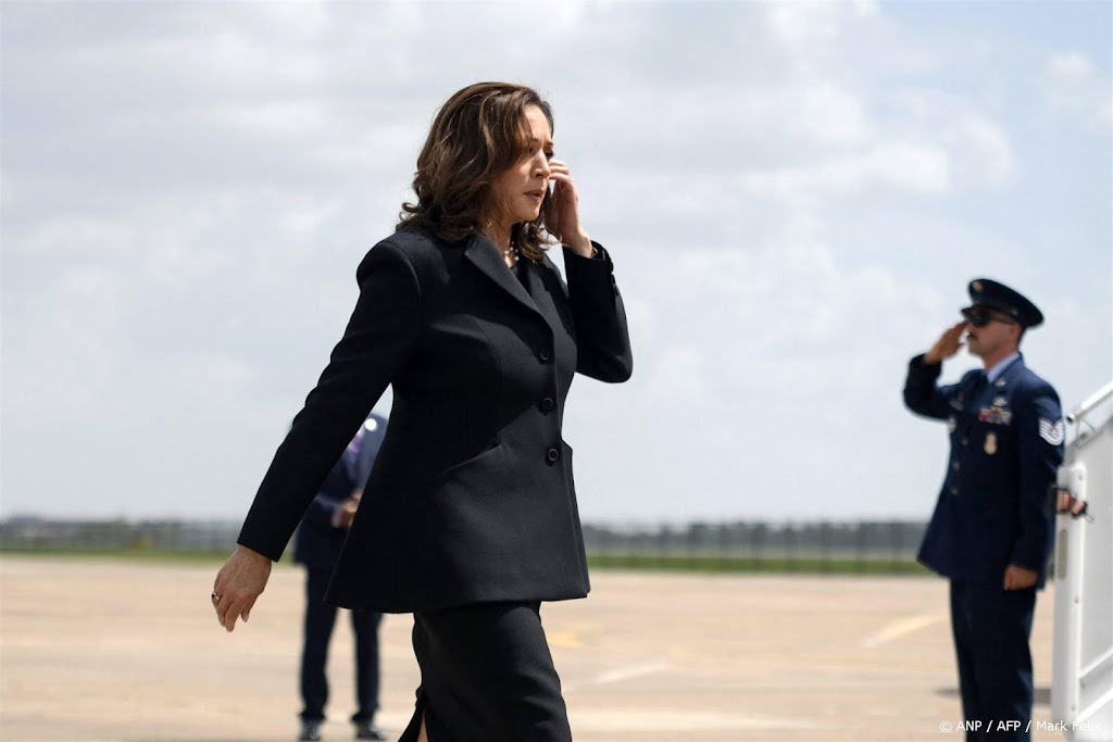 NYT: Harris zoekt naar 'chemie' bij drie potentiële running mates