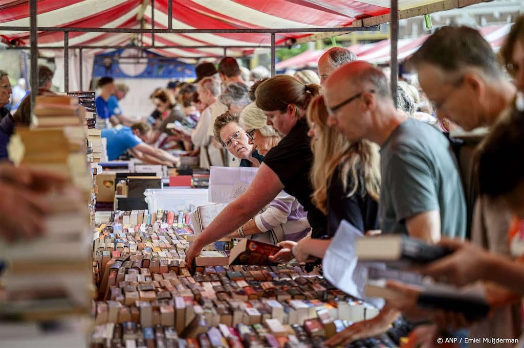 Deventer Boekenmarkt ziet jongeren afkomen op youngadultboek