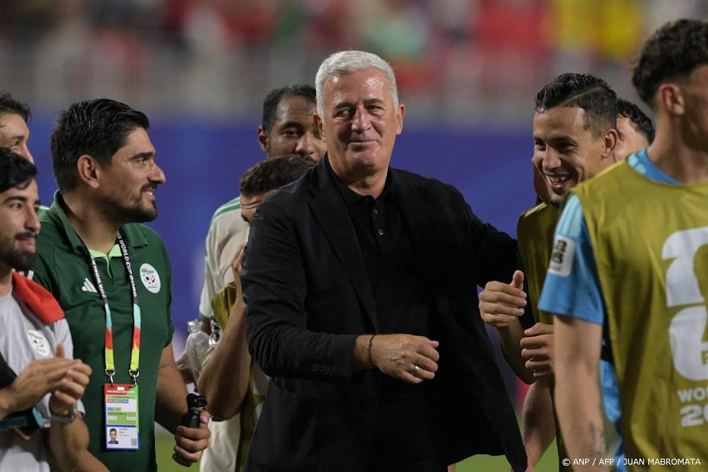 Bondscoach Petković vertrekt bij WK-ganger Algerije