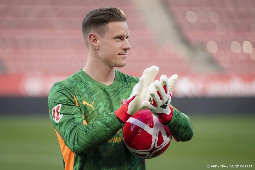 Ajax rondt huurovereenkomst met doelman Ter Stegen af