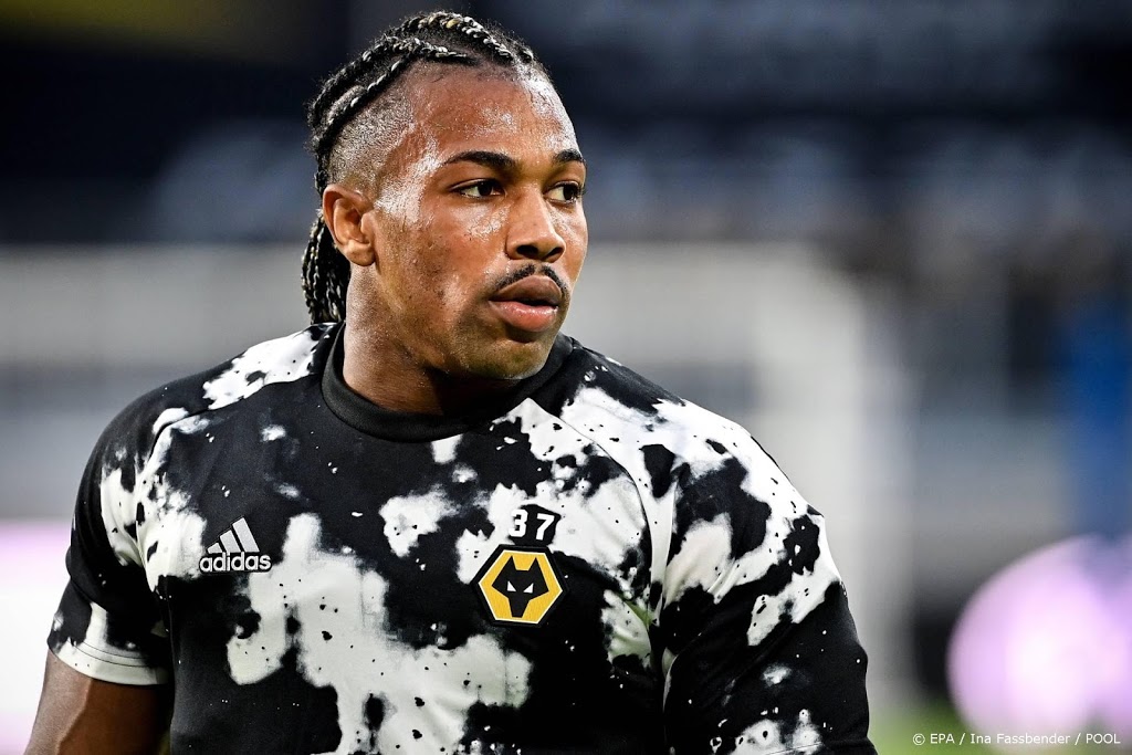 Adama Traoré sluit na negatieve coronatest aan bij Spanje